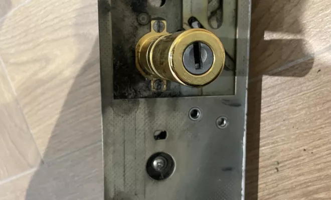 Ouverture de portes claquées ou bloquées, Cannes, FDS FAY DEPANN SERVICES